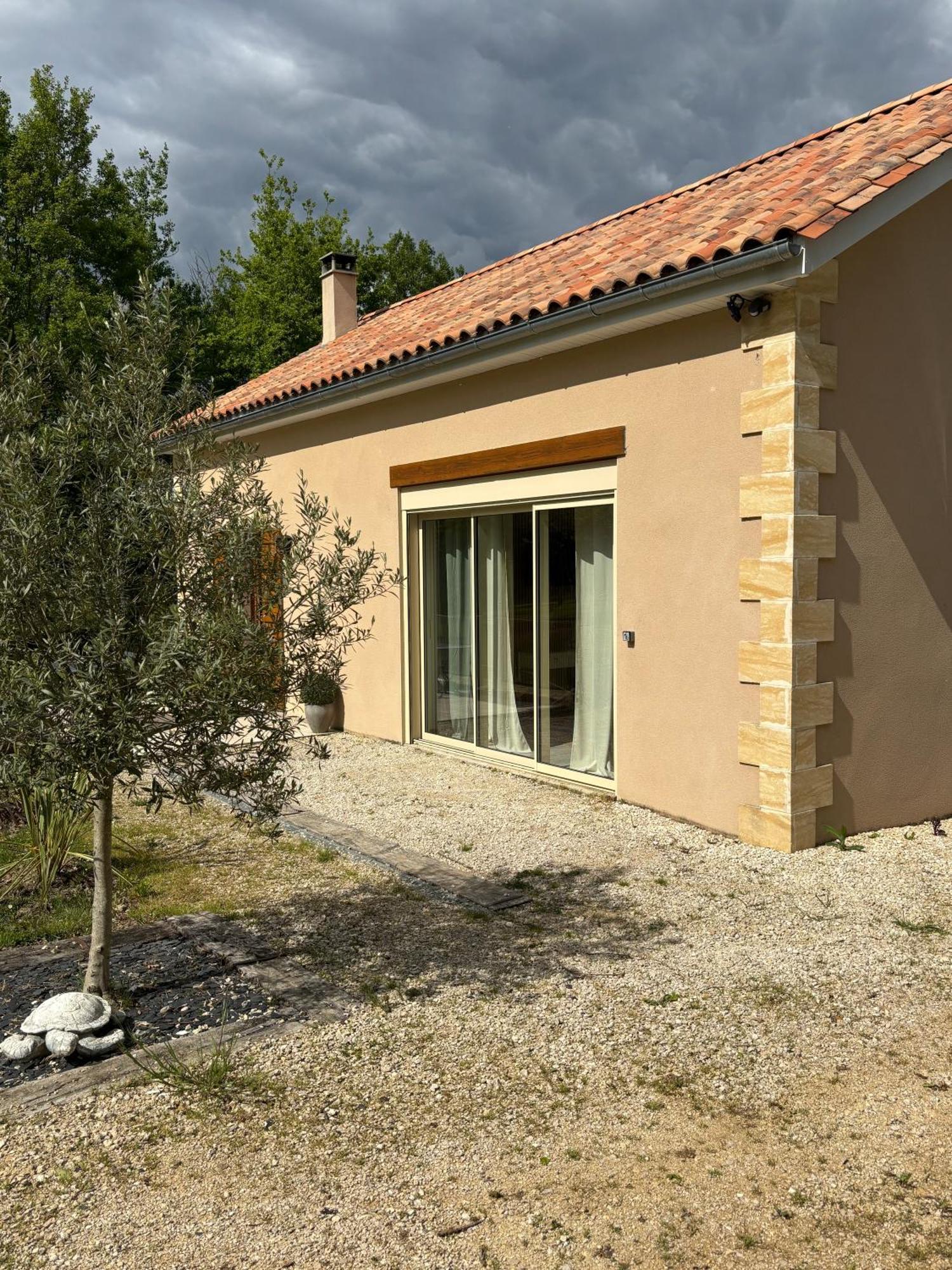 Gite Des Petites Fayes Sud La Douze Exterior photo